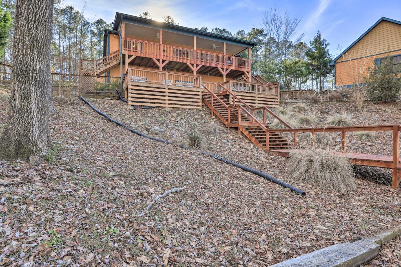Lakefront Sparta Cottage With Decks And Boat Dock Exteriér fotografie